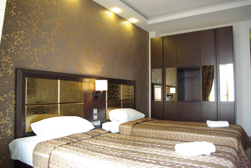 Dion Hotel Paralia Katerinis Exterior photo