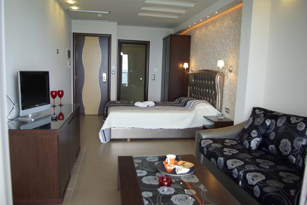 Dion Hotel Paralia Katerinis Exterior photo