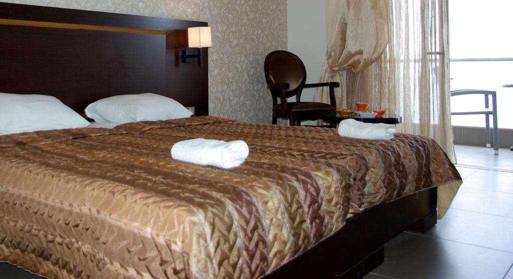 Dion Hotel Paralia Katerinis Exterior photo